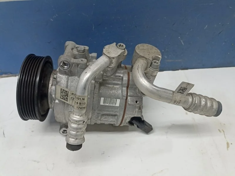 Компрессор кондиционера Audi Q5 2013 8T0260805E 8R 2.0 CDN