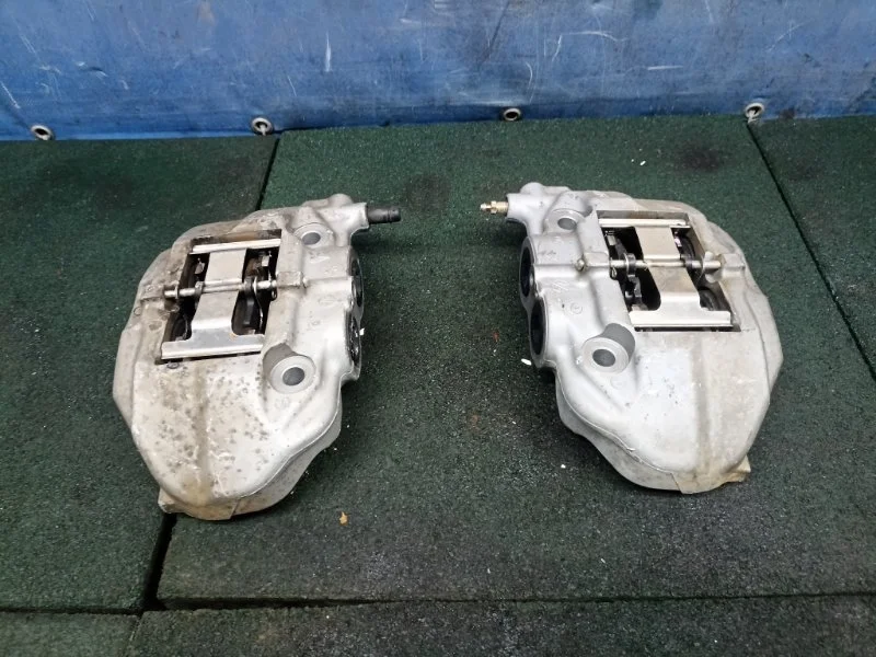 Суппорта тормозные Lexus Ls 430 2006 4773050150 UCF30, передняя