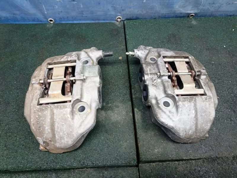 Суппорта тормозные Lexus Ls 430 2006 4773050150 UCF30, передняя