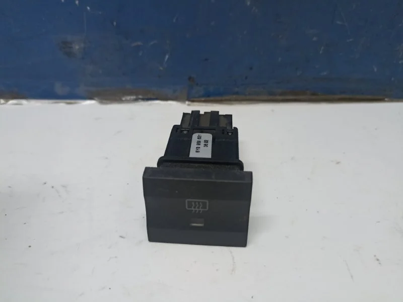 Кнопка обогрева заднего стекла Skoda Fabia 2002 6Y0959621 6Y2 1.4 8V AME