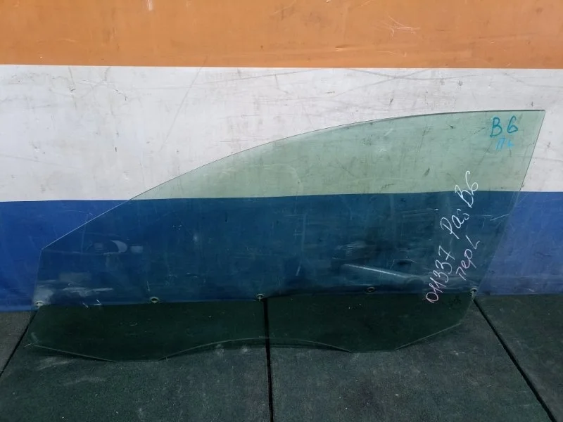 Стекло двери Volkswagen Passat B6 2008 3C4845201B, переднее левое