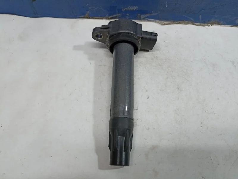 Катушка зажигания Mitsubishi Lancer 10 2012 1832A016 1.8