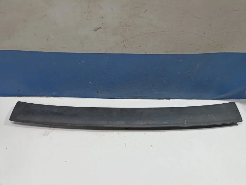 Накладка бампера Audi A4 2012 8T0807217A B8, передняя