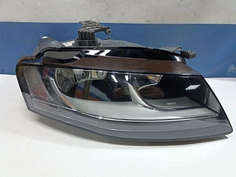 Фара Audi A4 2012 8K0941004A B8, передняя правая