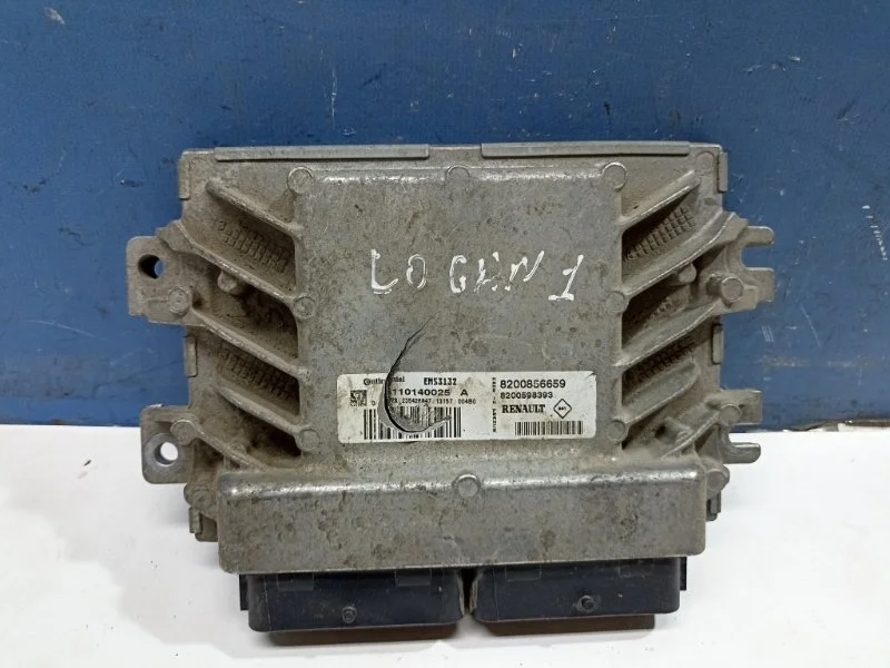 Блок управления ДВС Renault Logan 1 2010 8200856659 1.6 K7M