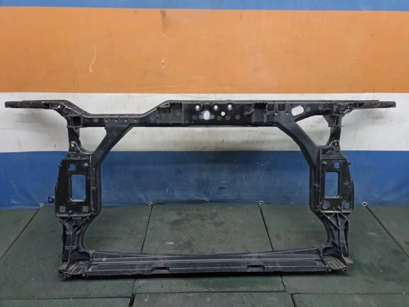 Панель Audi A4 2012 8K0805594L B8, передний