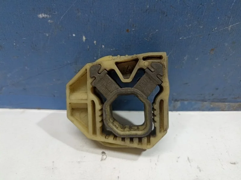 Подушка радиатора Volkswagen Polo 2015 1K0121367G СЕДАН