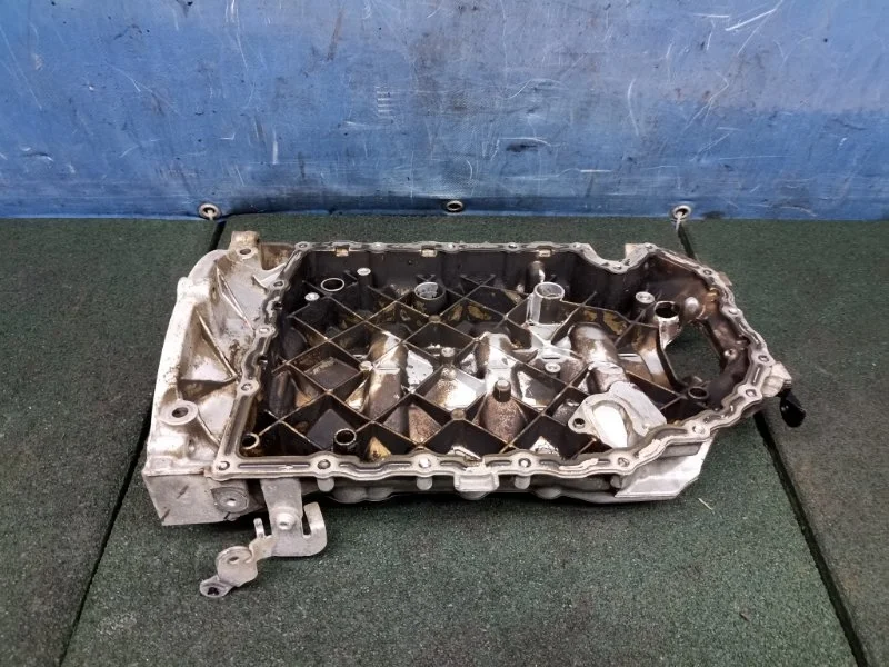 Полуподдон Volkswagen Passat Cc 2011 06J103603T 2.0 CAW