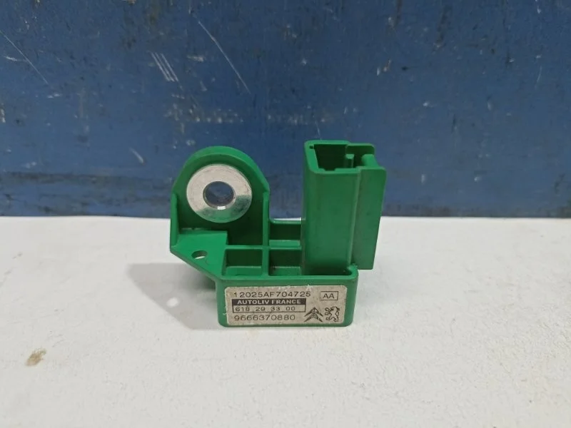 Датчик Airbag Peugeot 308 2010 9666370880