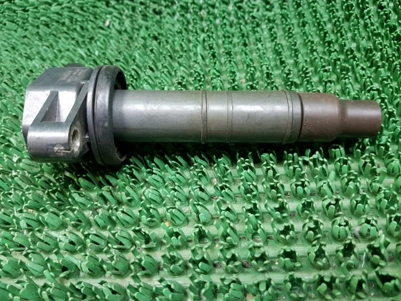 Катушка зажигания Toyota Camry 2001-2006 ACV30