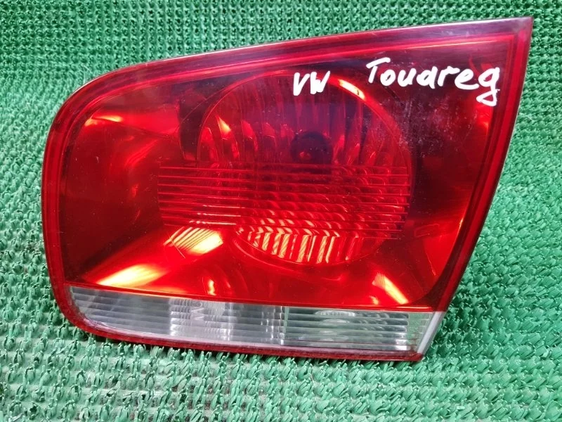 Фонарь Volkswagen Touareg 2002-2010 7LA