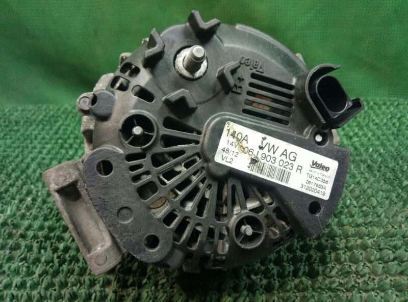 Генератор Audi Q3 quattro 2011-2014 8UB, CUV