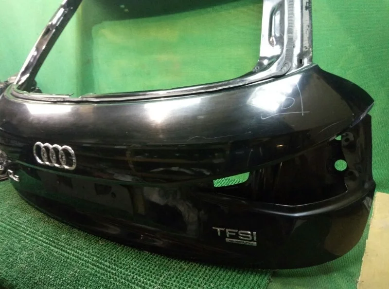 Крышка дверь багажника Audi Q3 quattro 2011-2014 8UB, CUV