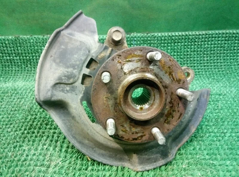Кулак поворотный Toyota Rav4 30 2005-2010 ACA3#,ALA3#,GSA33,ZSA3#