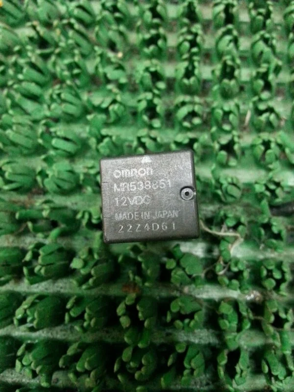 Реле Mitsubishi Airtrek