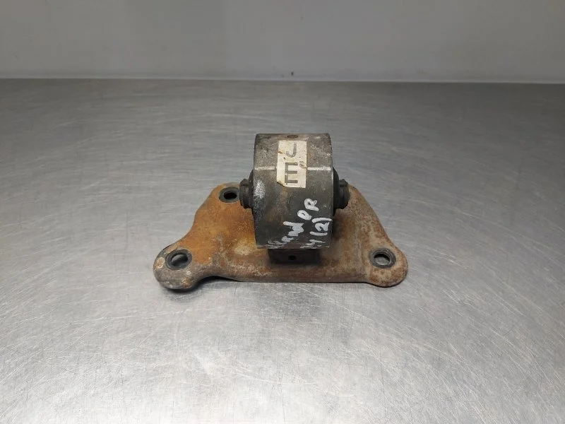 Подушка кпп Mitsubishi Outlander 2004 CU5W