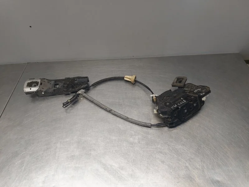 Замок двери Volkswagen Golf 2008-2013 Mk6