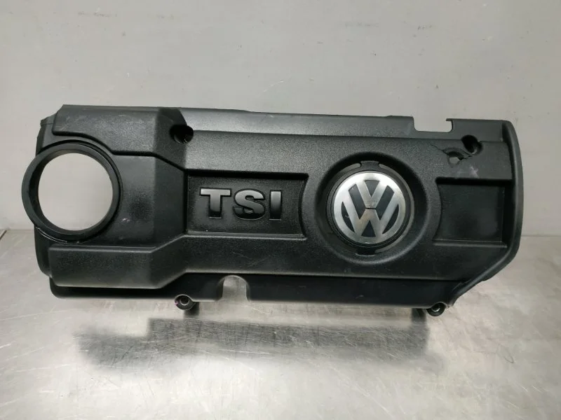 Декоративная крышка двигателя Volkswagen Jetta 2010-2018 5C6