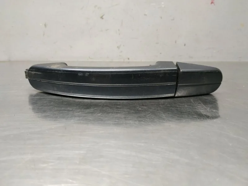 Ручка двери внешняя Ford Focus 2007-2011 CB4 5D хетчбэк