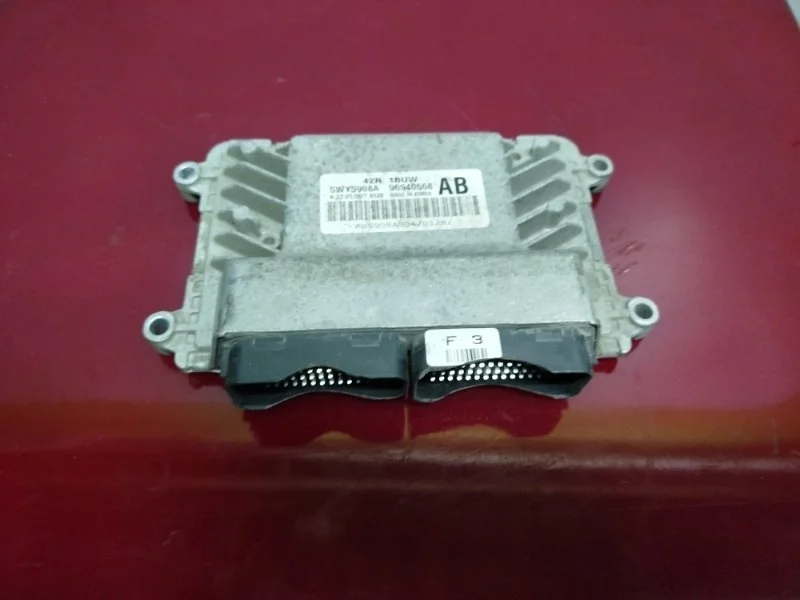 Блок управления двс Daewoo Nexia N100