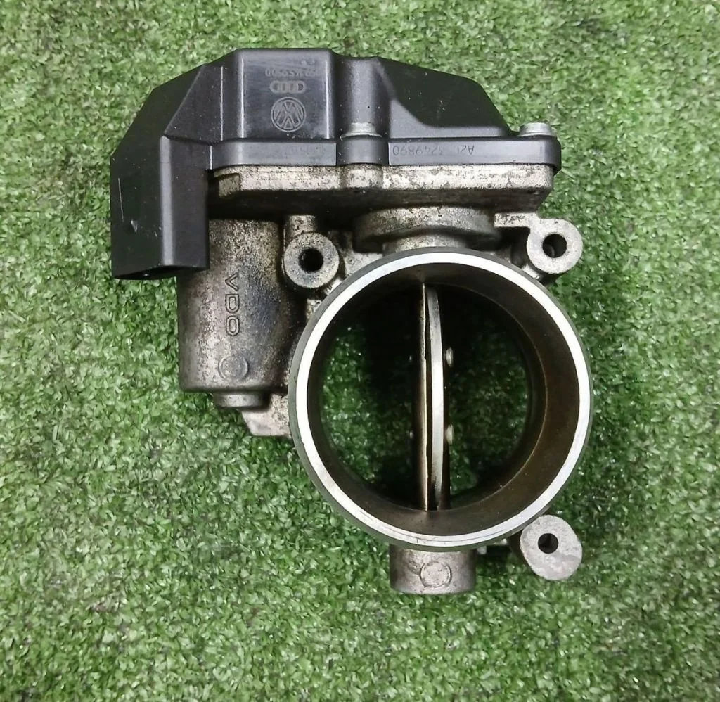 Заслонка дроссельная Audi / VW Q7 3.0 TDI