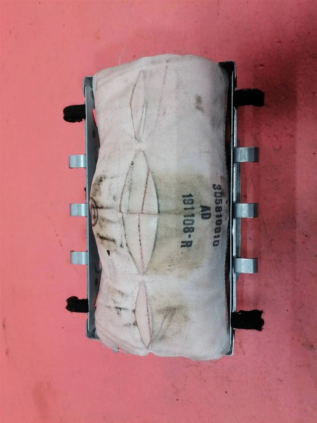 подушка безопасности пассажирская (в торпедо) Toyota Auris (E15) 2006-2012