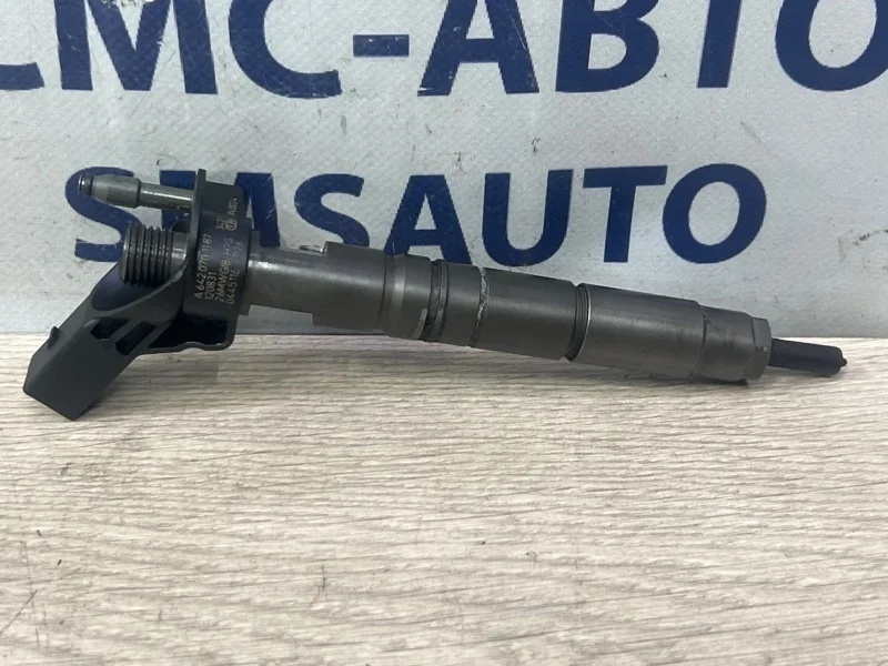 Форсунка топливная Mercedes-Benz Ml 2012 A6420701187 W166 642.826
