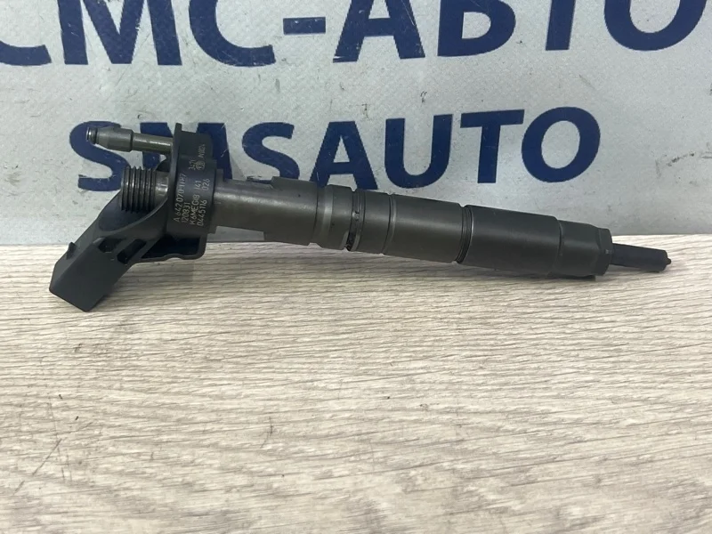 Форсунка топливная Mercedes-Benz Ml 2012 A6420701187 W166 642.826