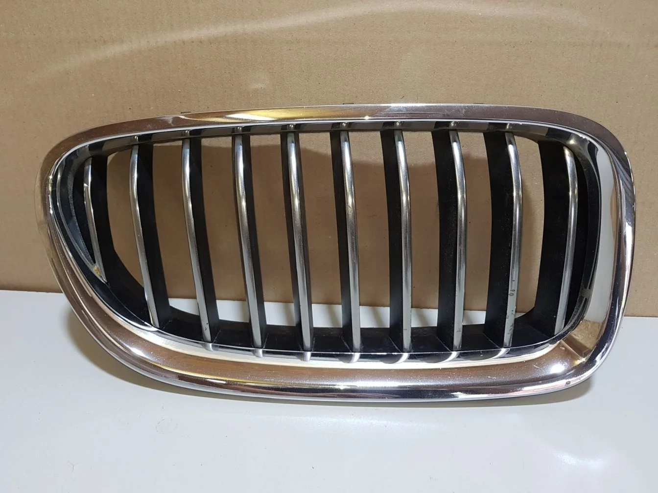 Решетка радиатора правая для BMW 5 F10 2009-2017