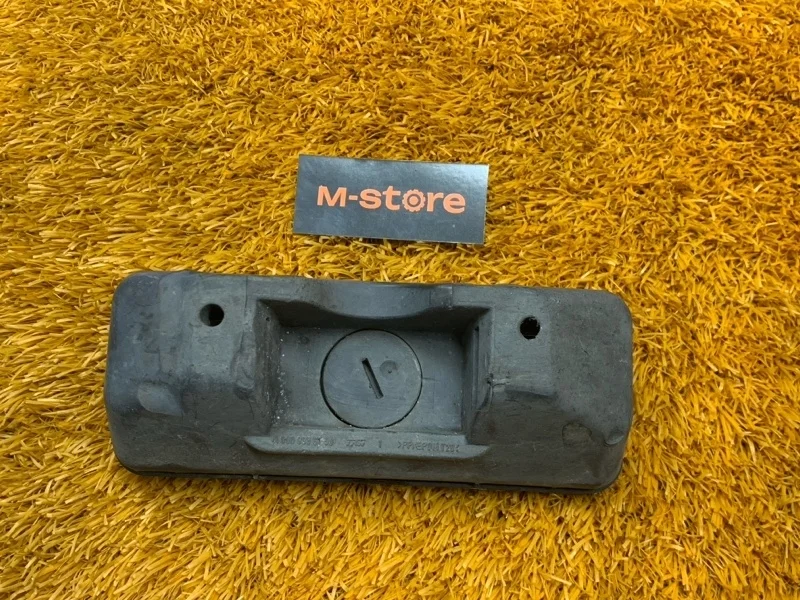 Поддомкратник Mercedes-Benz -class 2009 W212