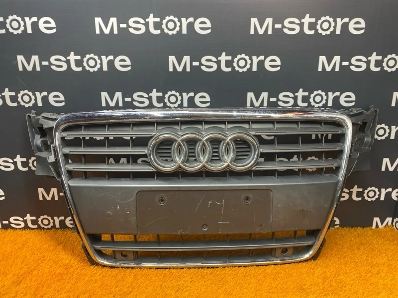 Решетка радиатора Audi A4 B8/8K