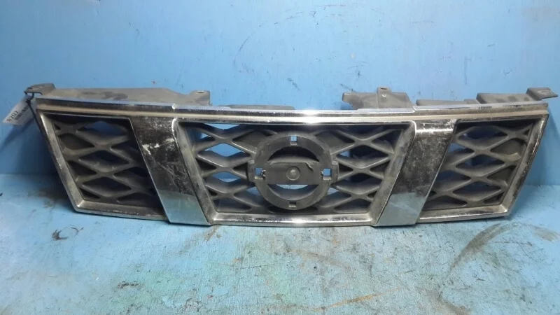 Решетка радиатора Nissan X-Trail T31 2007-2010