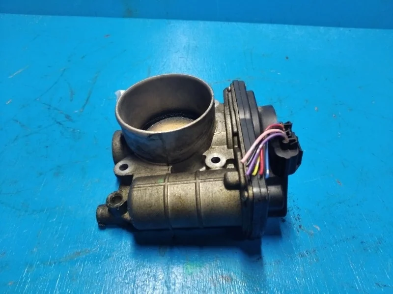 Дроссельная заслонка Nissan Qashqai J10, X-Trail T31 2006-2014