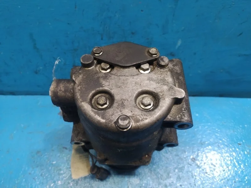 Компрессор кондиционера Ford Mondeo 3 2000-2007