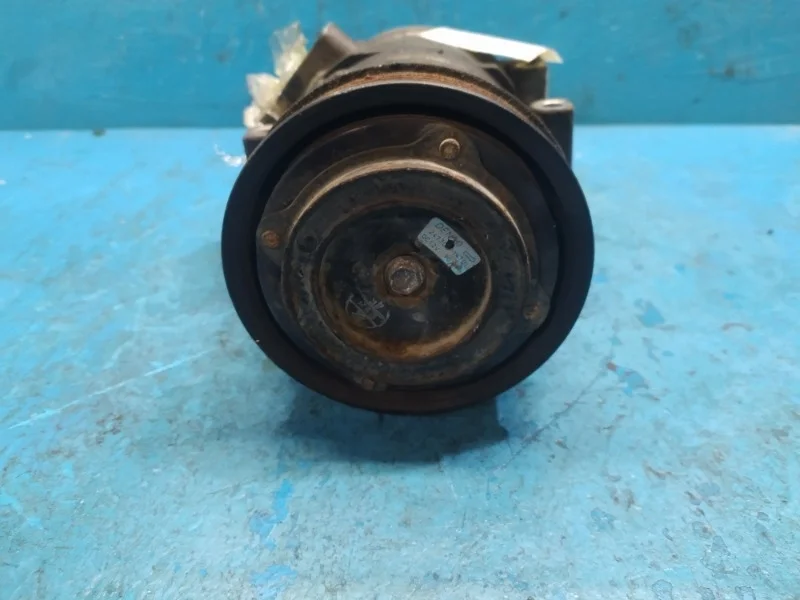 Компрессор кондиционера Mazda MPV 1999-2006