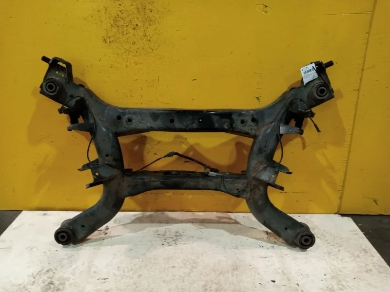 Подрамник Nissan Teana J31 2000-2007