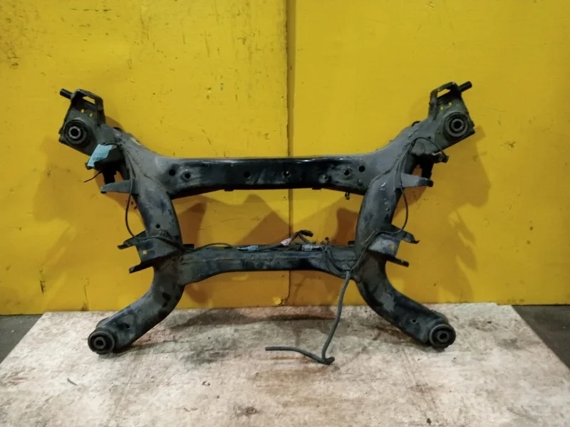 Подрамник Nissan Teana J31 2000-2007