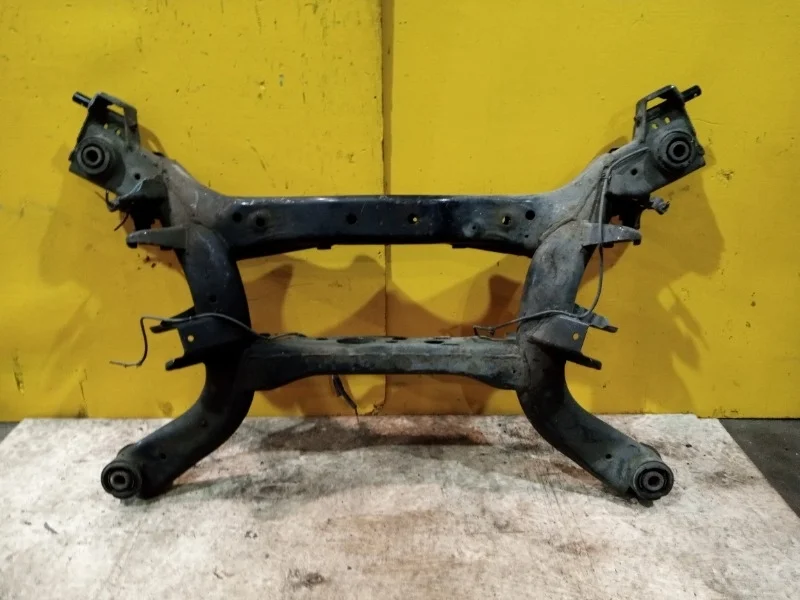 Подрамник Nissan Teana J31 2000-2007