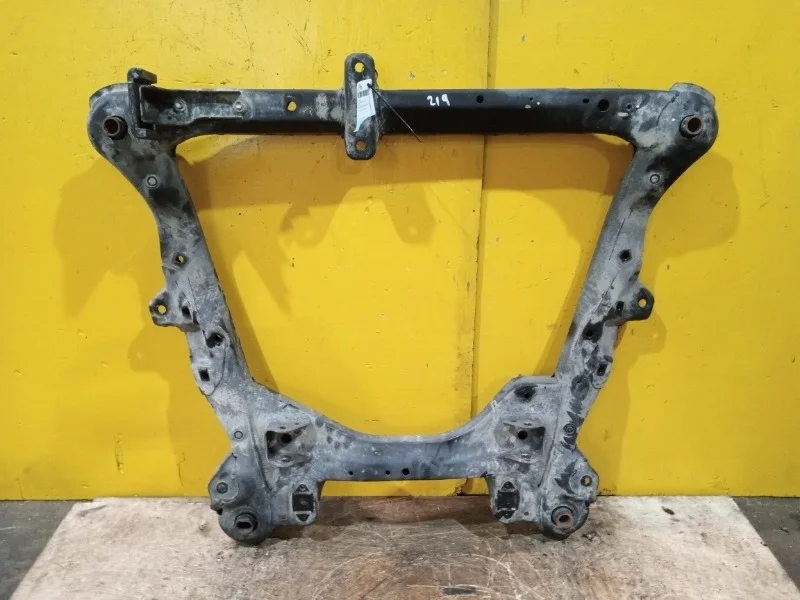 Подрамник Toyota Camry V40 2006-2011