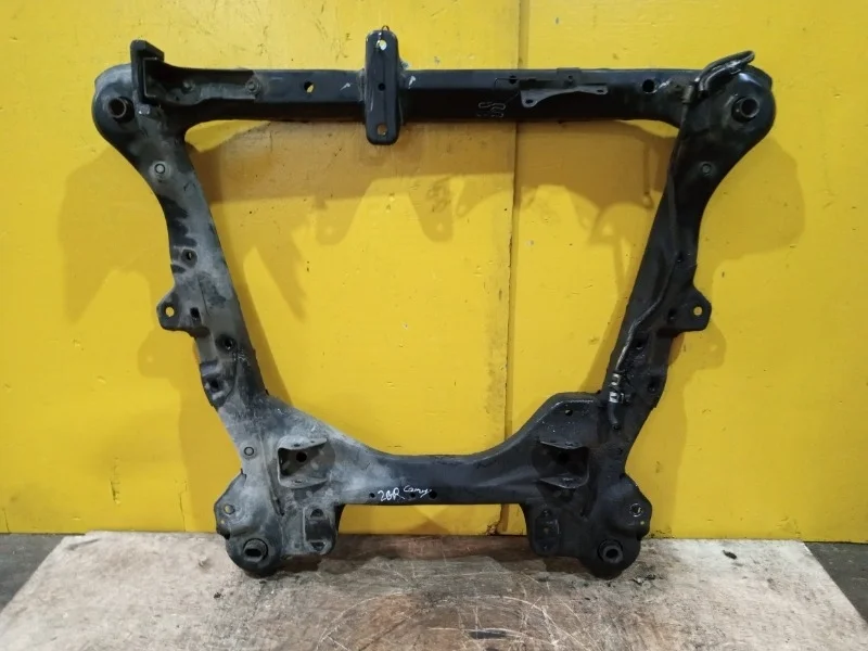 Подрамник Toyota Camry V40 2006-2011