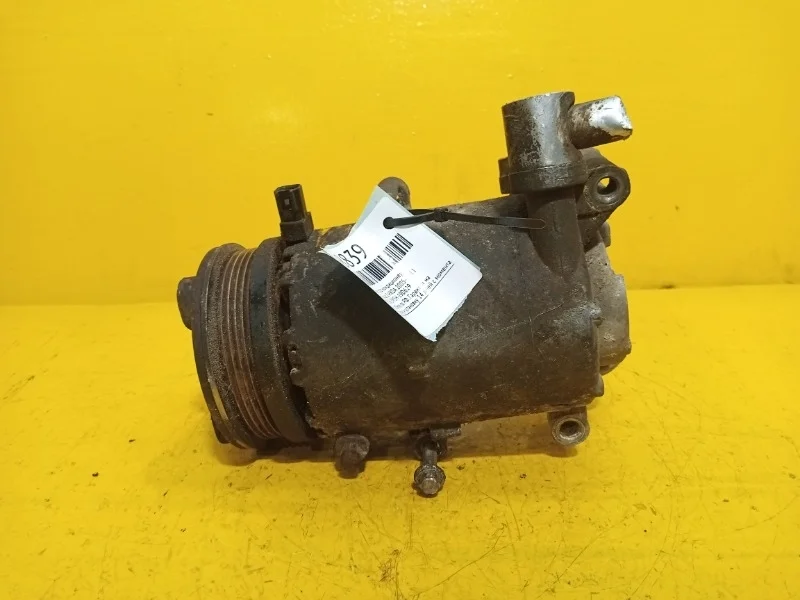 Компрессор кондиционера Ford Focus 2 2005-2011