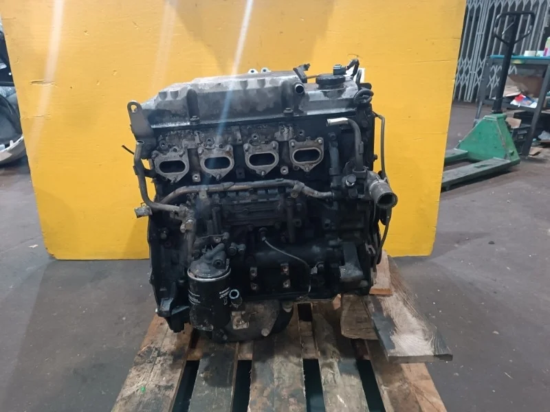 Двигатель MITSUBISHI Pajero 3 2000-2006