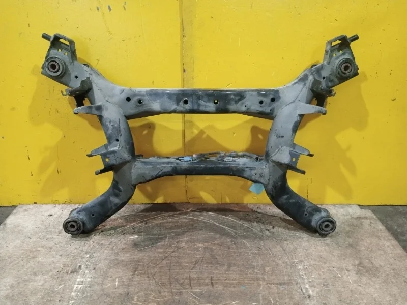 Подрамник Nissan Teana J31 2000-2007