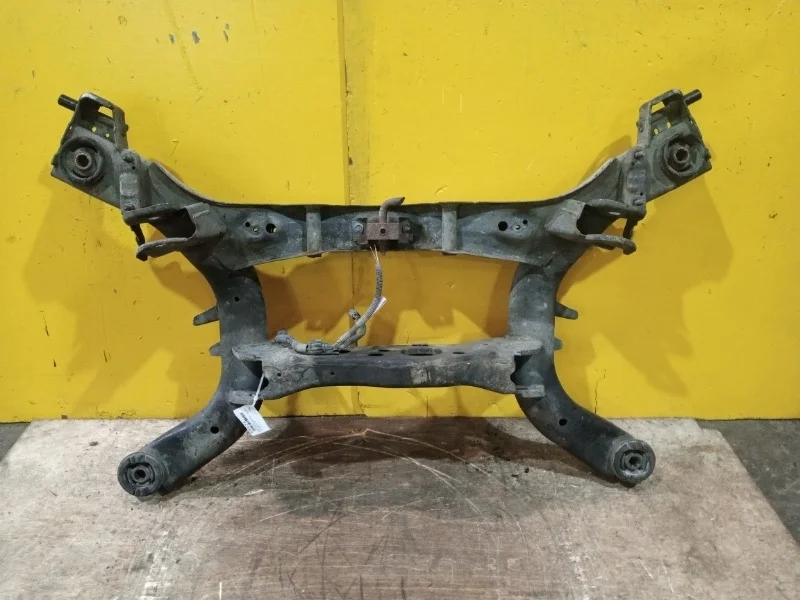 Подрамник Nissan Teana J31 2000-2007