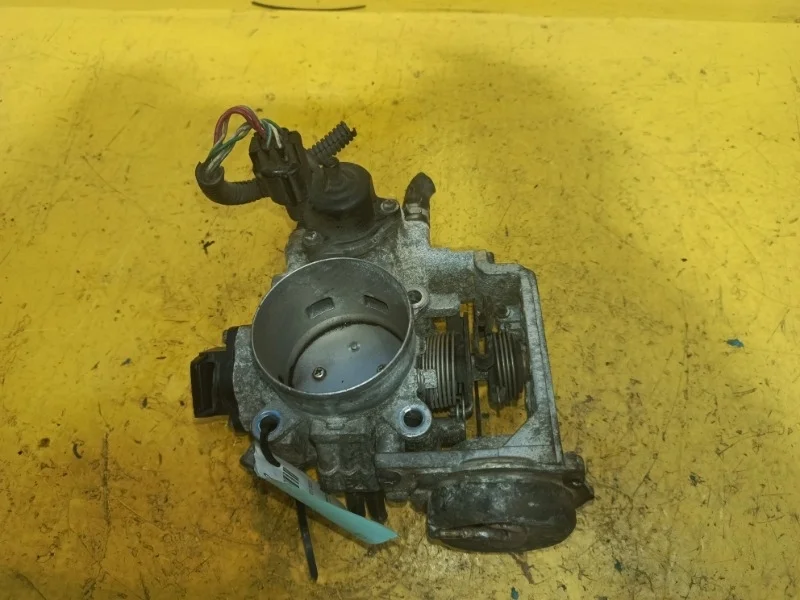 Дроссельная заслонка MITSUBISHI Outlander 1, Galant, Grandis 2003-2010