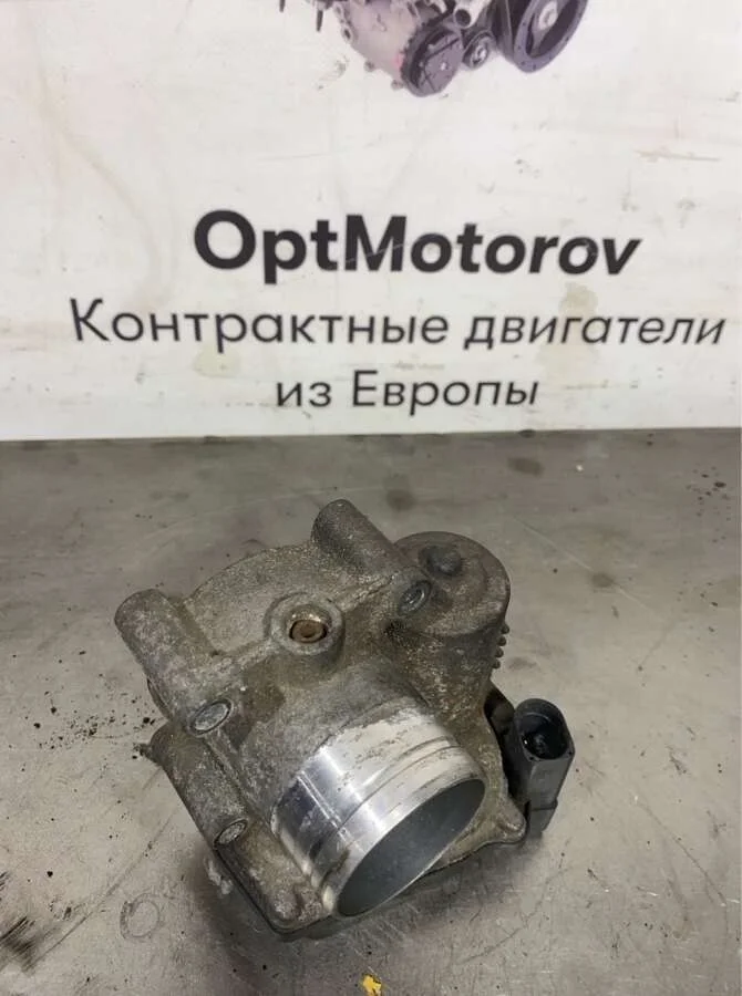 дроссельная заслонка Volkswagen Polo  бензин 2010