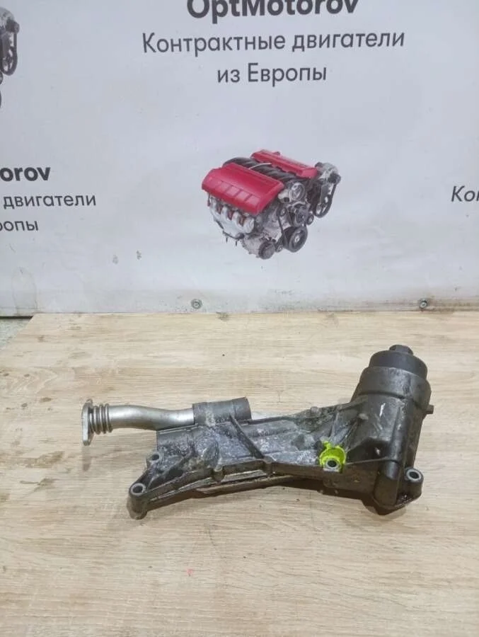 корпус масляного фильтра Opel Astra  бензин 2007