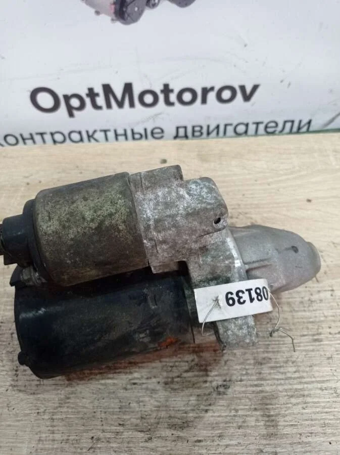 стартер Ford Focus  бензин 2004