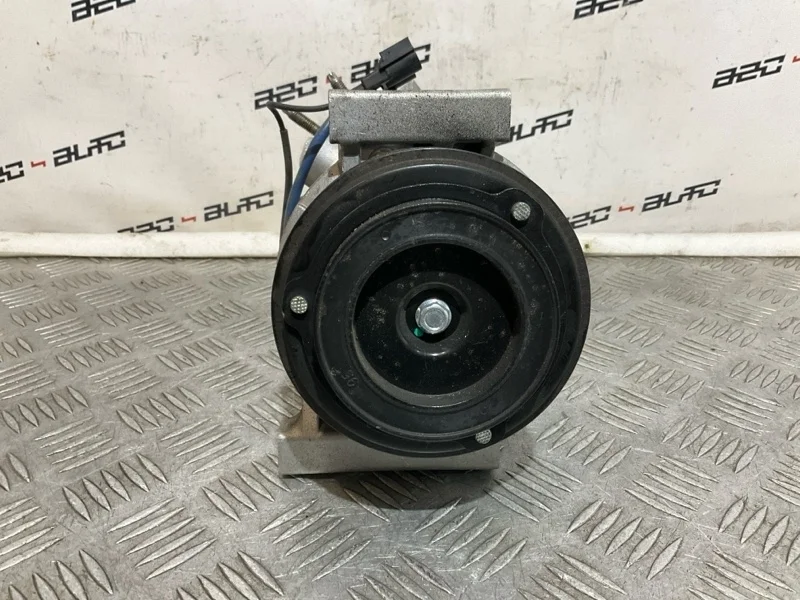 Компрессор кондиционера Volvo V70 2010 36011309 3 2.5