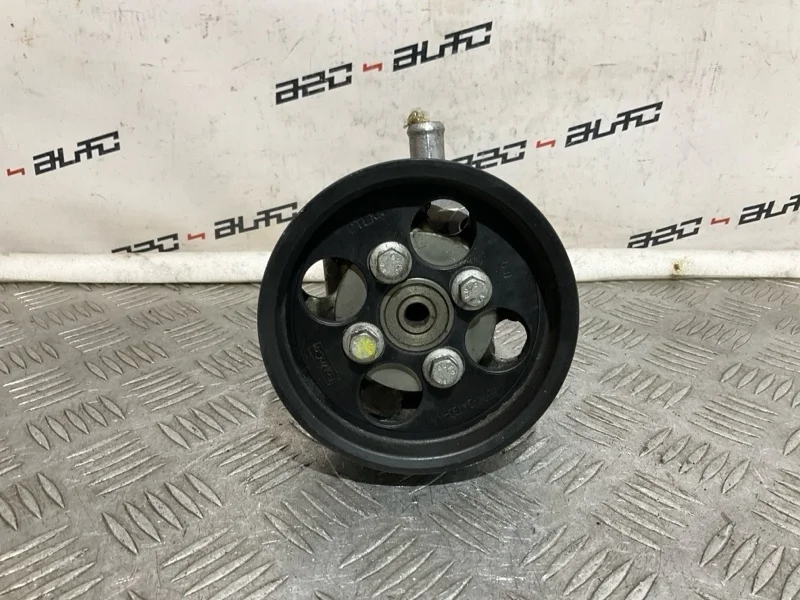 Насос гидроусилителя Volvo V70 2010 31202095 3 2.5
